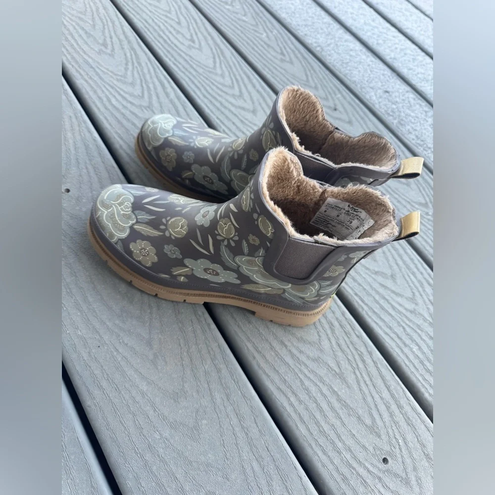 Western Chief Floral Chelsea Rain Boots Womens 8 Fleece Lined